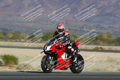 media/Jan-13-2024-SoCal Trackdays (Sat) [[9c032fe5aa]]/Turn 14 (10am)/